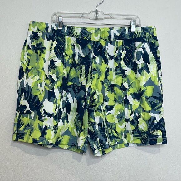 NWT! The North Face Printed Class V Pull On Shorts 7'' Mens Sz XXL Tropical Camo - Picture 1 of 9